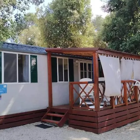 Casa vacanze Mobilni Domy Mapex Store D.o.o. *